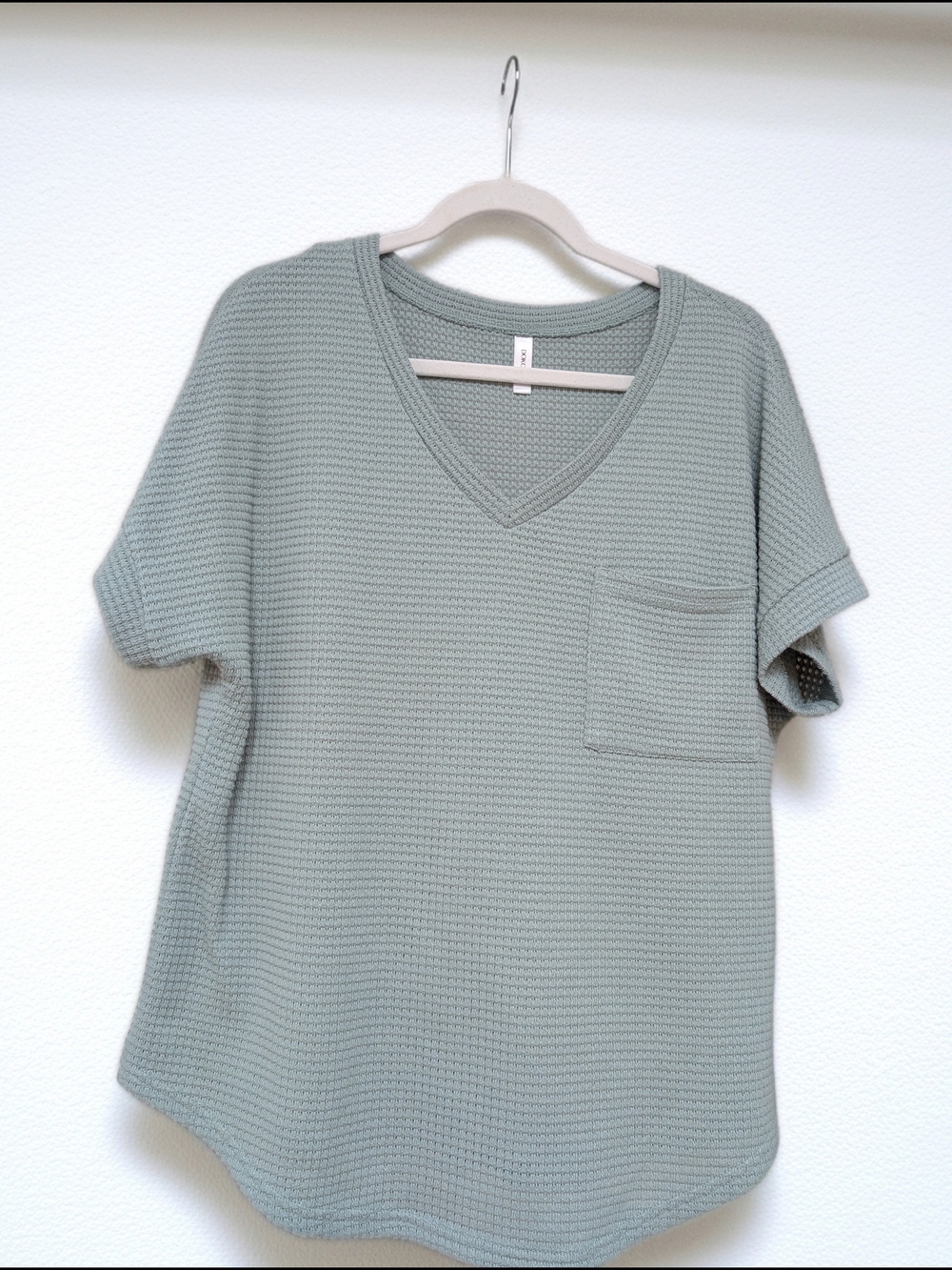 Relaxed Sage Green V-Neck Pocket Knit Blouse - M